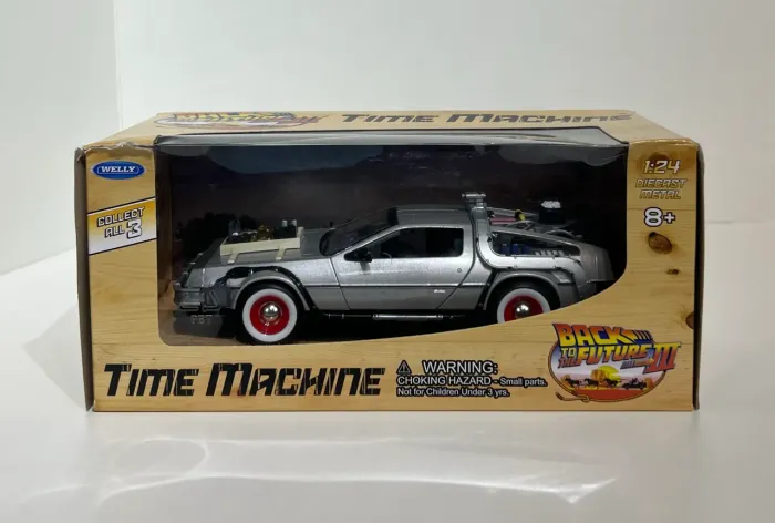 DeLorean De Volta pro Futuro 3 1:24