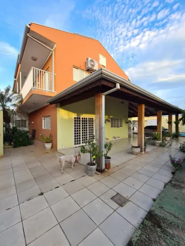 Sobrado Residencial à venda no Jardim Comodoro em Cuiabá MT
