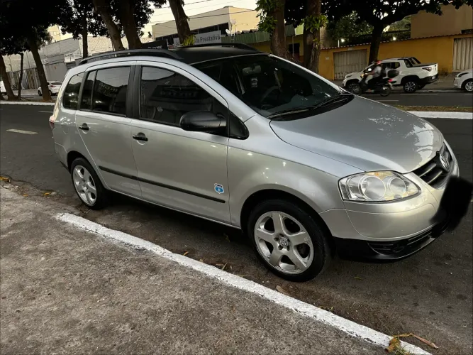 Volkswagen Spacefox Route 1.6 MI T.flex 5P 2010