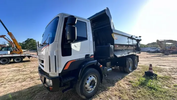 CAÇAMBA IVECO 14M3 HARDOX