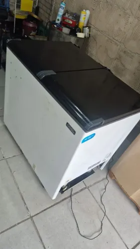 Freezer 220v perfeito ligado valor 1500.00