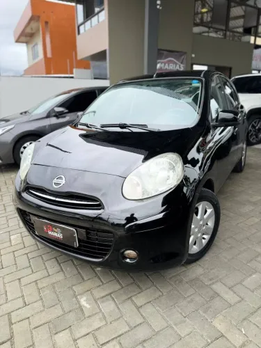 Nissan March 1.0 12V Flex 5P 2013