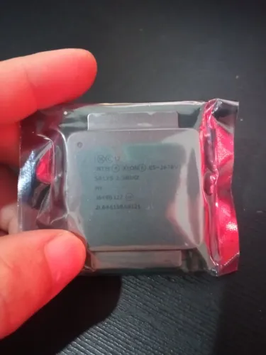 Xeon E5 2670 V3 Processador de 12 cores e 24 threads