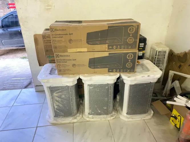AR-CONDICIONADO ELECTROLUX 12000BTUS INVERTER WI-FI