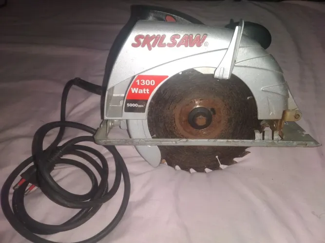 Serra manual skillsaw