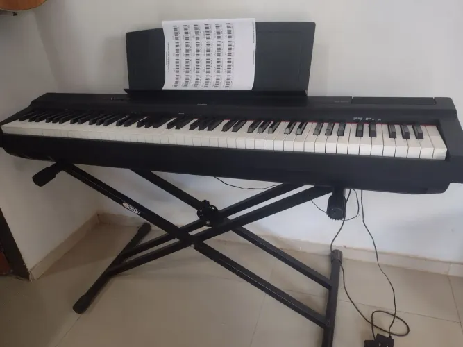 Teclado / Piano Yamaha p125