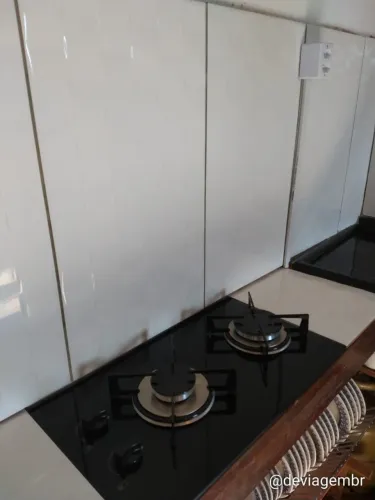 Alugo Casa kitnet com internet, água e luz a parte direto com o proprietário
