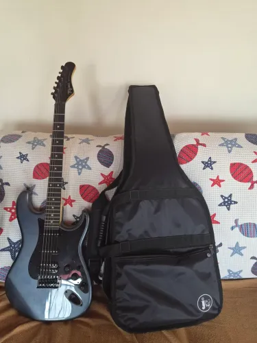 Guitarra Tagima sixmart + cubo + pedal