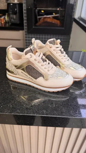 Tênis Michael Kors