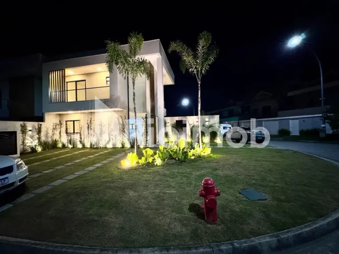 Vargem Pequena | Casa 4 quartos, sendo 4 suites