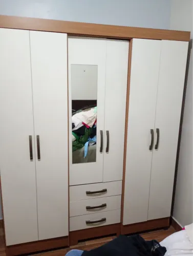 Vendo guarda roupa 