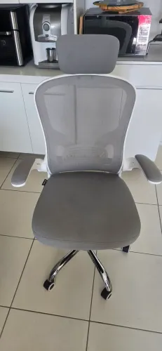 Cadeira de Escritório ergonômica giratória