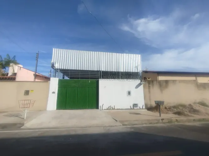 Imóvel para aluguel com 260 metros quadrados em Lourival Parente - Teresina - PI