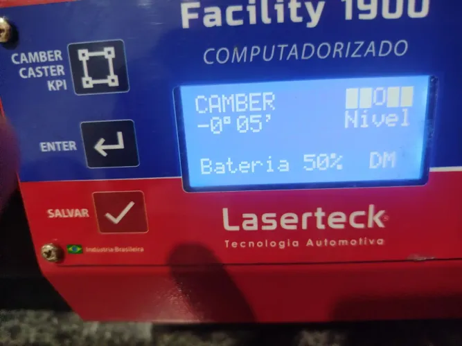 Vendo alinhamento de direção semi-novo
