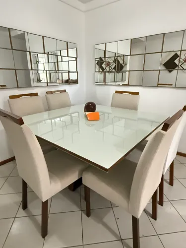 Vende-se Mesa de jantar
