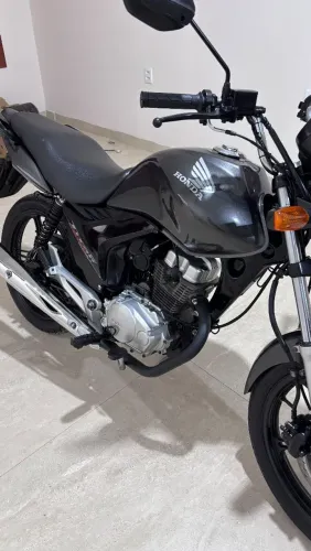 Titan 150 ano 2012