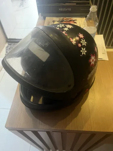 Capacete