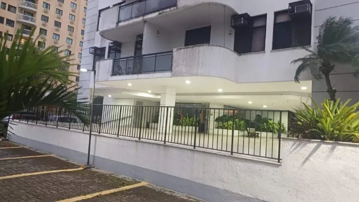 Apartamento a venda, 2 quartos, 1 supite, Ed San Remo, Recreio dos Bandeirantes RJ