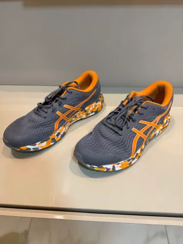 Tênis Asics 