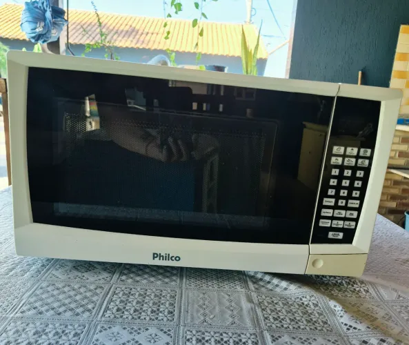  Micro-ondas Philco PMS24 de 20 Litros