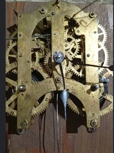 Máquina de Relógio Antigo