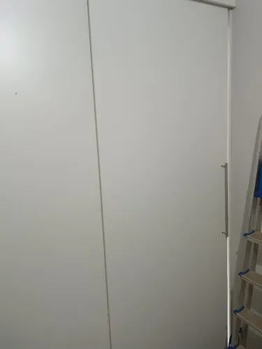 Parede divisória MDF e porta MDF
