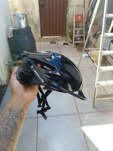 Capacete ciclista absolute