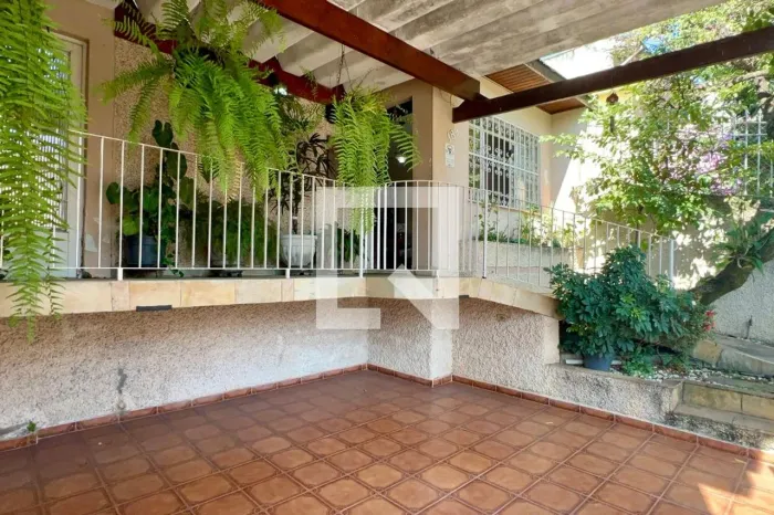 Casa à Venda - Sumaré, 3 Quartos, 192 m2
