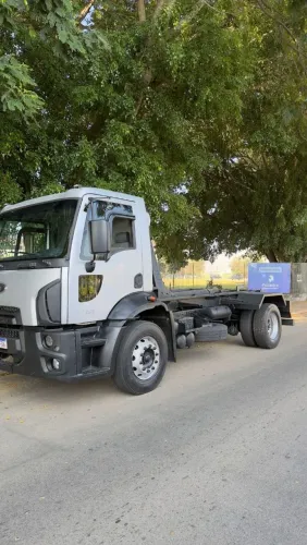 Ford cargo panda rolon 