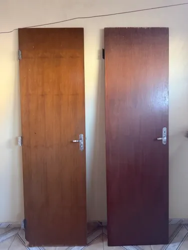 Vendo 4 portas 200,00 todas