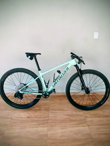 Oportunidade Specialized Chisel M Sram GX AXS Eletrônico RockShox Reba 