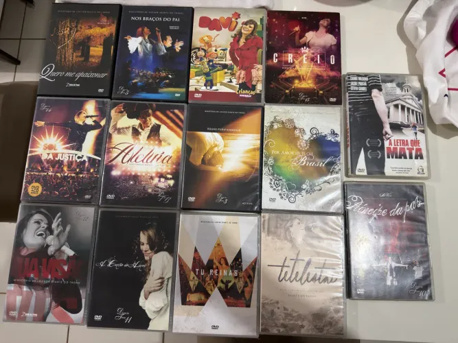 DVDs gospel diante do trono