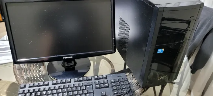 Computador CPU + Tela