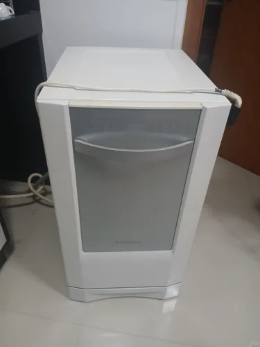 Lava - louças Electrolux ( com defeito)