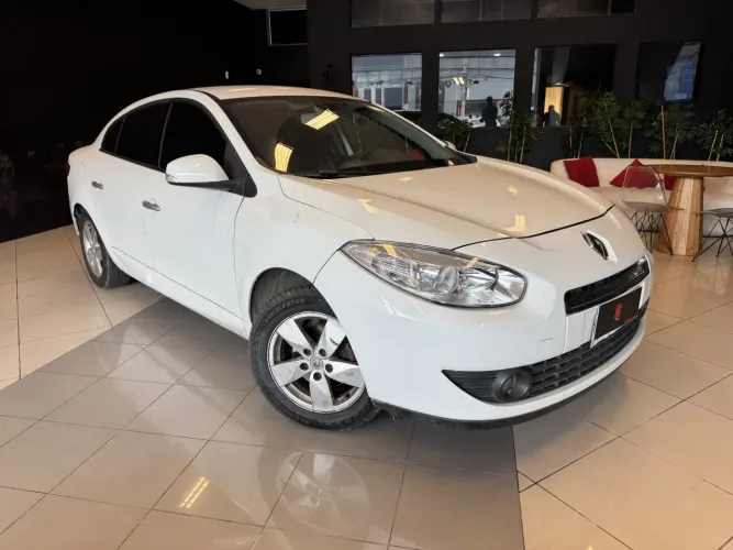 Renault Fluence Sed. Dynamique 2.0 16V Flex Aut. 2013