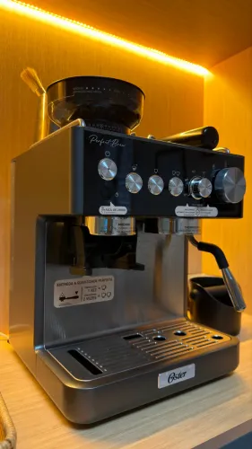 Cafeteira espresso Oster Nova Perfect Brew
