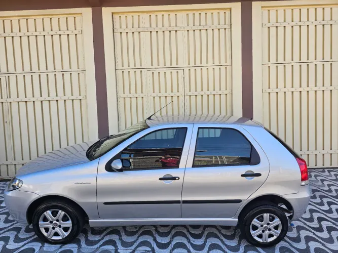Fiat Palio Celebration 1.0 Fire Flex 8V 4P 2009