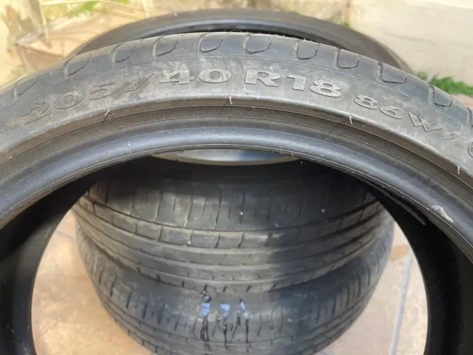 3 PNEUS RUN FLAT - 205/40/18 PIRELLI P7
