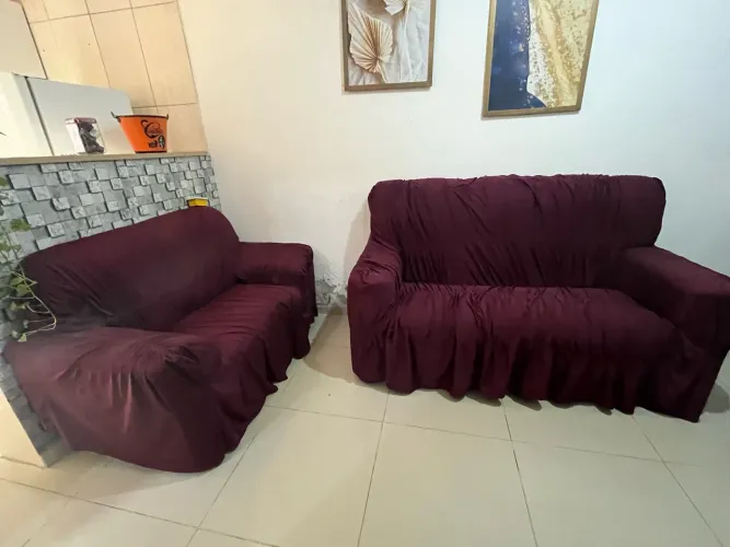 Conjunto sofá modelo antigo 4 , e 3 lugares