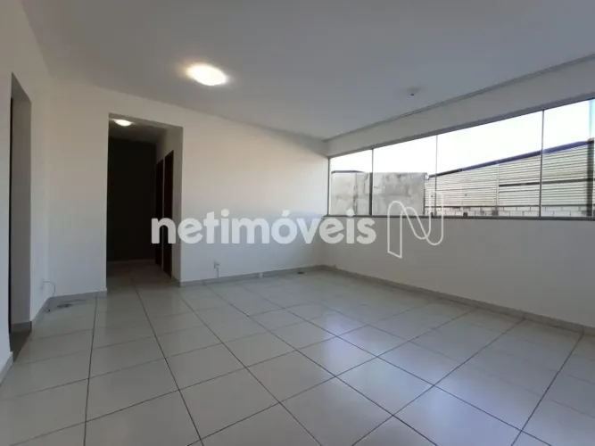 APARTAMENTO DOIS QUARTOS E ÁREA PRIVATIVA, DISPONÍVEL PARA ALUGUEL.