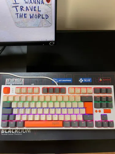 Teclado Mecânico Revenger Blacklion TKL Hot-Swap - Completo na Caixa