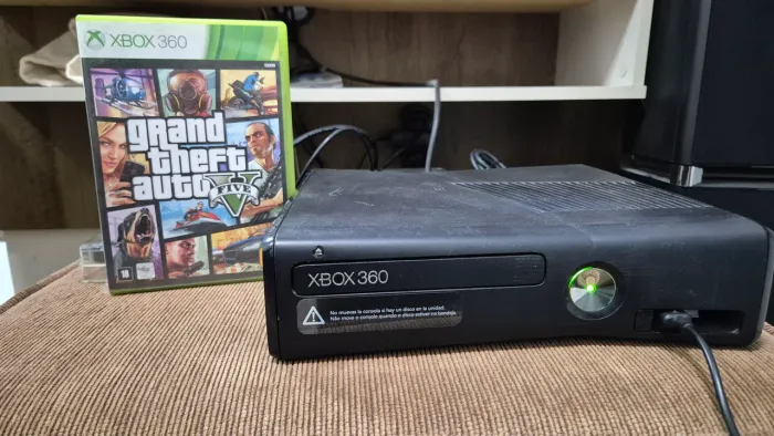 Xbox 360 RGH Completo + HD 1TB + 100 Jogos + Kinect + 2 Controles