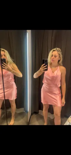 Vestido acetinado Zara