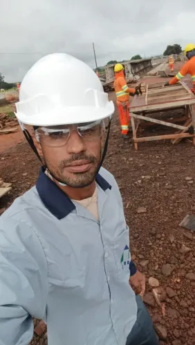 Carpinteiro disponível 