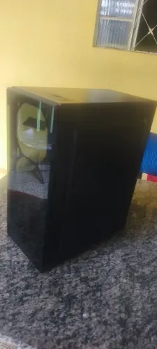 Gabinete ATX