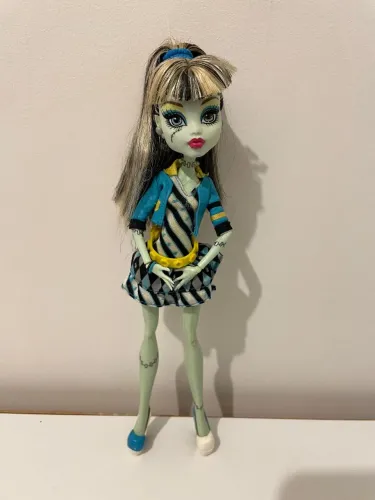 Frankie Stein da coleção Picture Day da primeira geração de Monster High.