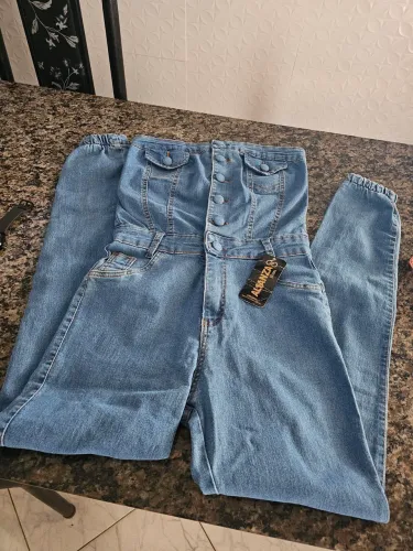 Macacão Jeans c/ lycra tomara que caia