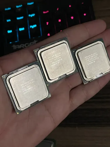 Processadores E7500, E6550, E5500