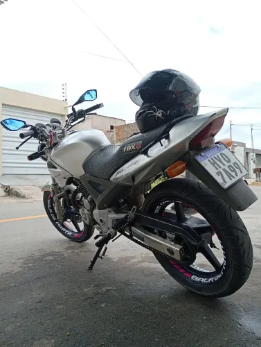Cbx Twister 250 em dias pra transferir