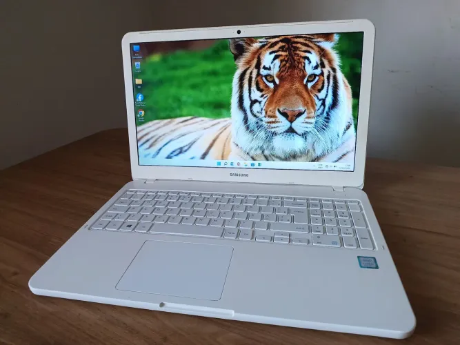 Notebook SAMSUNG CORE I5 SSD 256GB + HD 1TERA